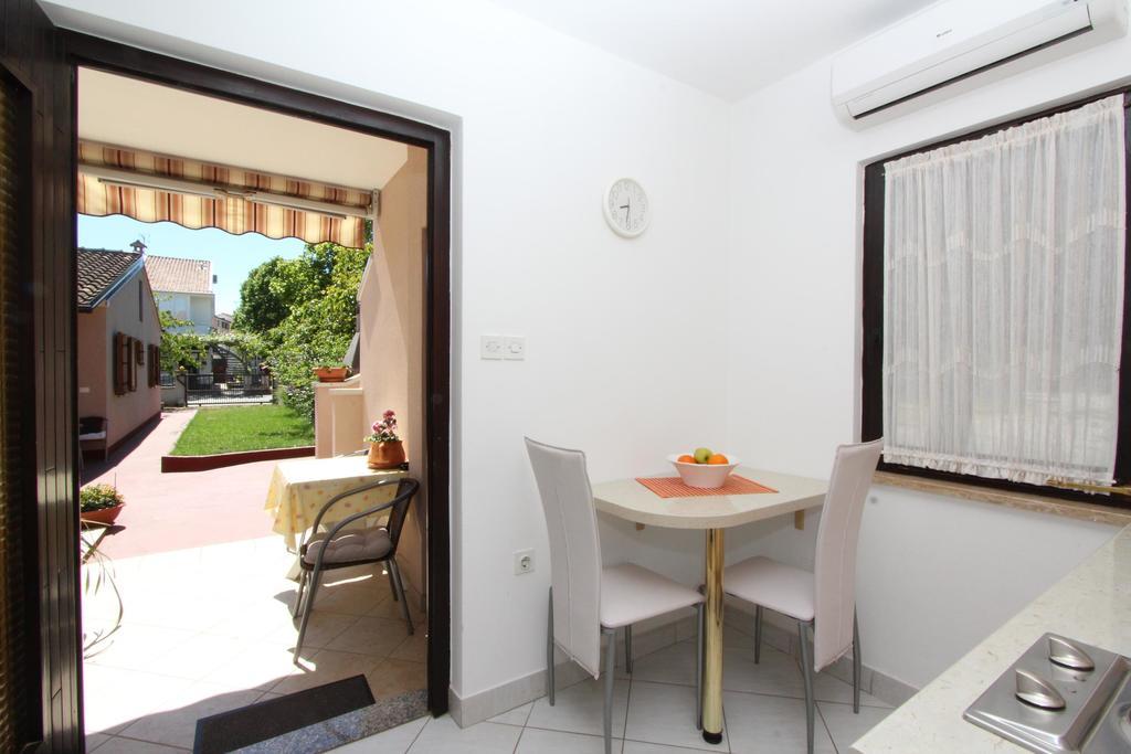 Apartments Pataj 罗维尼 外观 照片