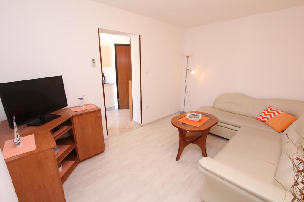 Apartments Pataj 罗维尼 外观 照片